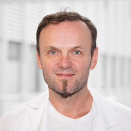 OA Dr. Hannes Mühlthaler