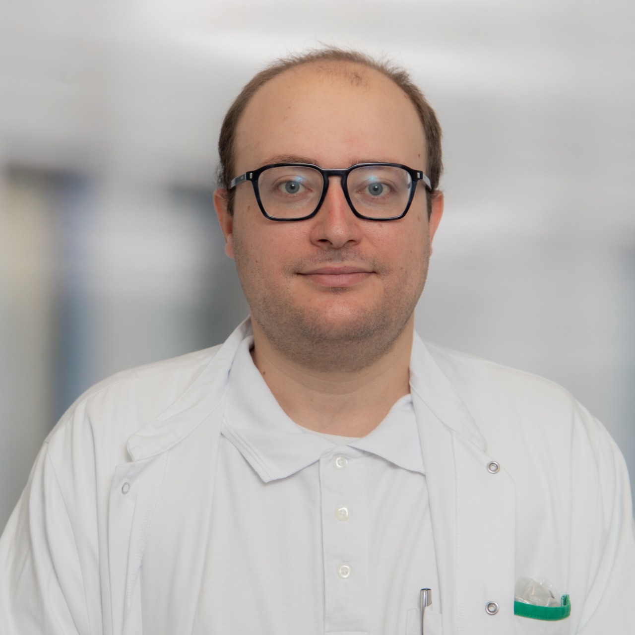 Dr. Erich Moresco