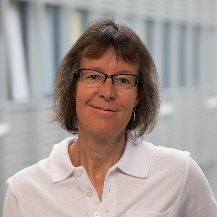 Dr. Ingrid Hauser